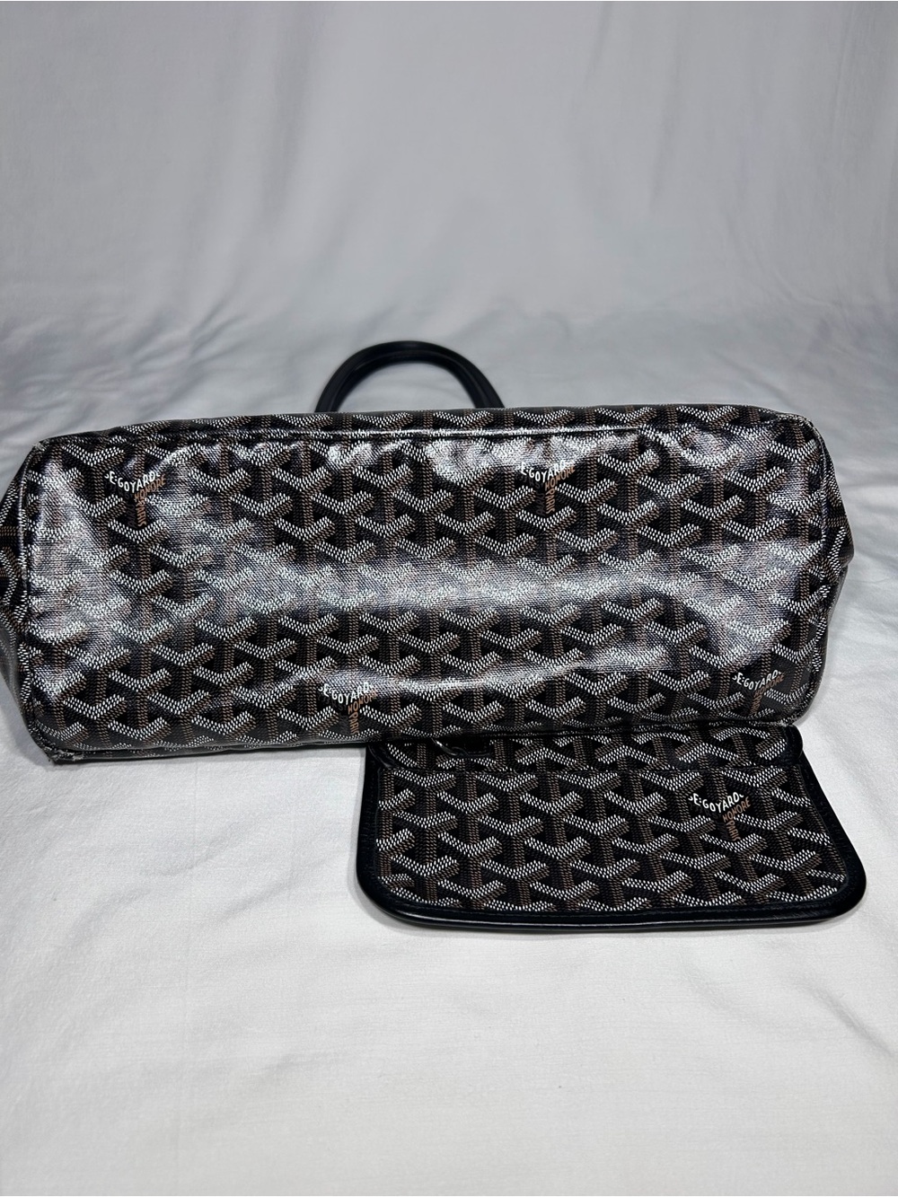 Goyard Saint Louis PM Tote Bag in black - Picture 7 of 10